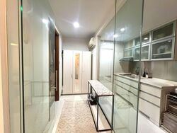 RV Suites (D10), Apartment #535342721
